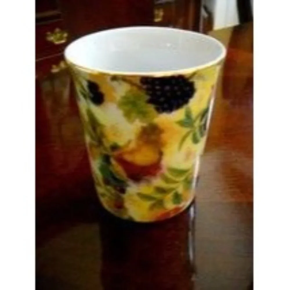 Formalities Baum Brothers Fruit Design Grapes Apples Lemons Bathroom Tumbler